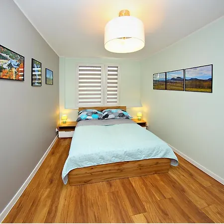 Apartament Sloneczniki Zabobrze *